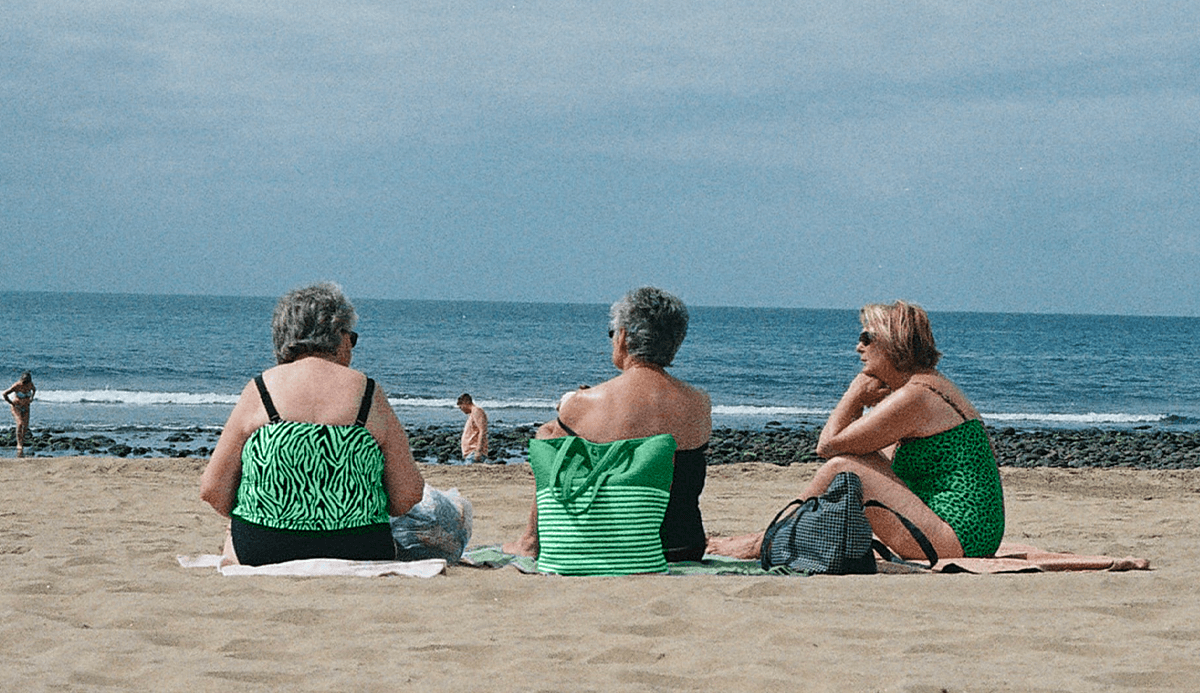Economize antes e durante sua viagem de férias | QuiteJá