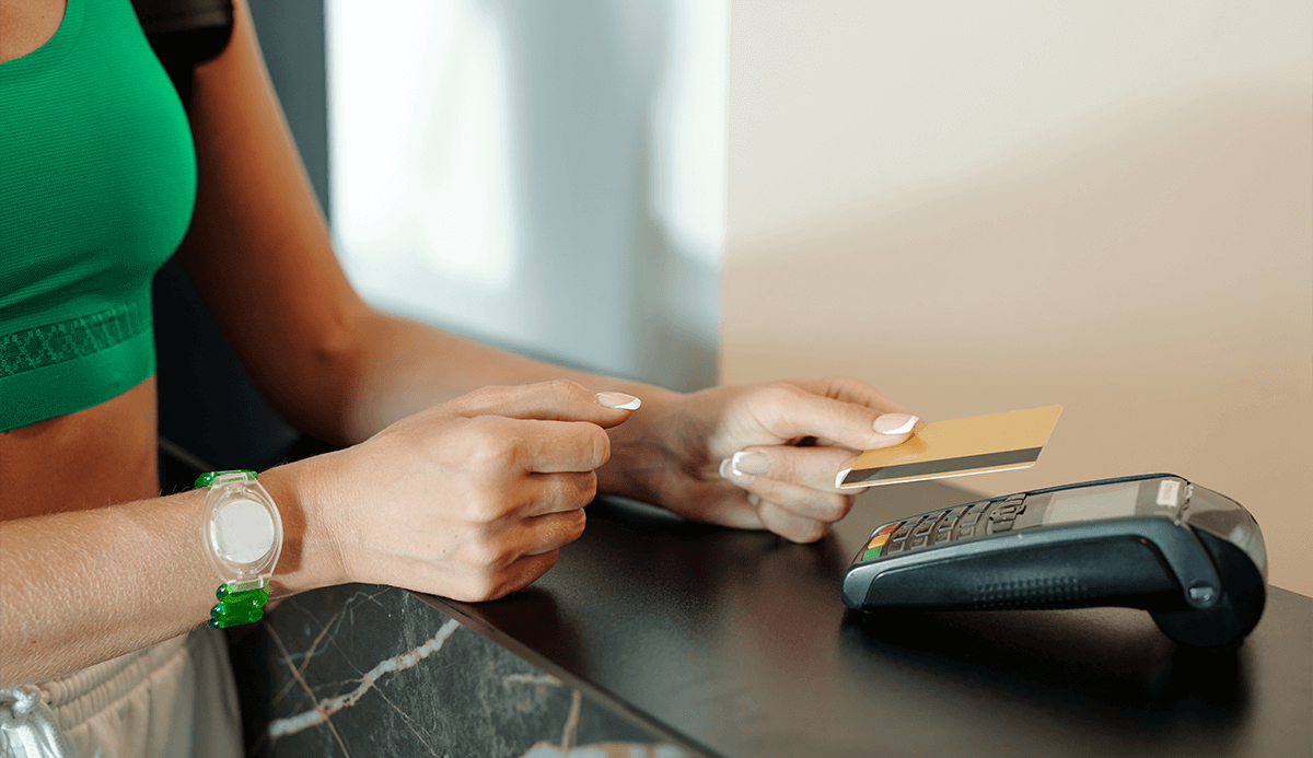 Pagamento por aproximação é confiável? | QuiteJá