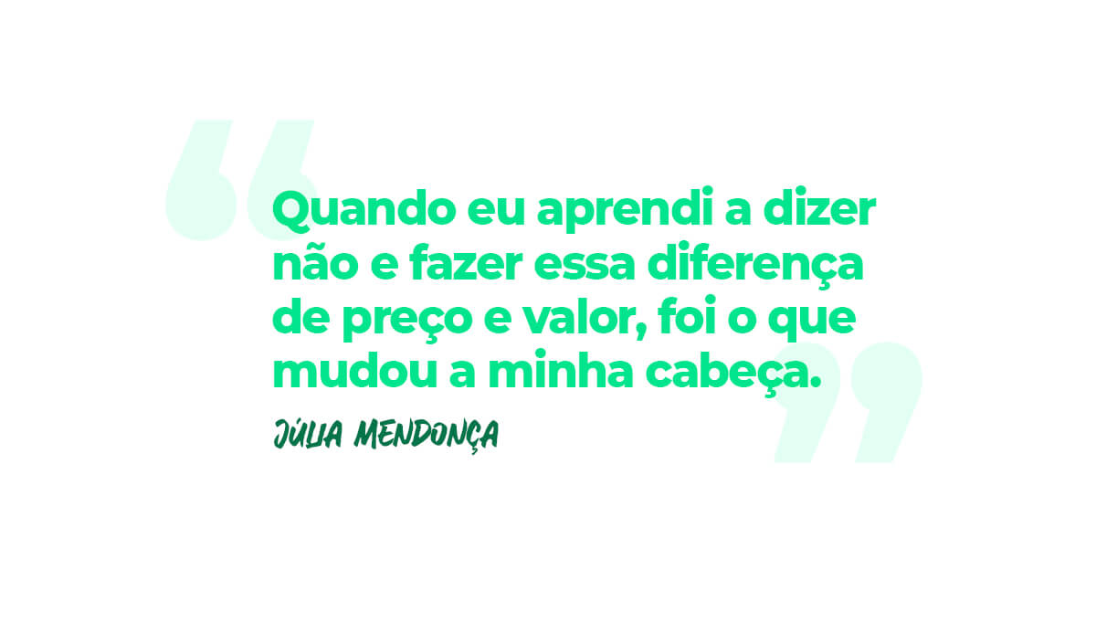 Como economizar dinheiro com Júlia Mendonça | QuiteJá